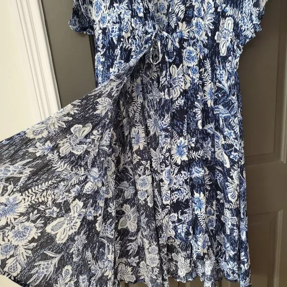 New Torrid Womens One Size 1 / 2 (14-20) Blue Floral Cinc Waist Tie Kimono $69 - Picture 13 of 16